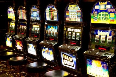 treebox mobile app interface showing MotoGP odds and live casino lobby